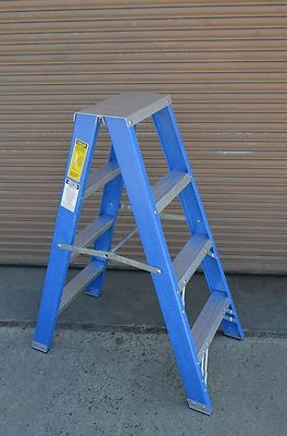 Double sided Fibreglass Step Ladder 1.2M 4 feet foot ft 120KG New blue color - image 1 of 4