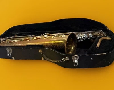 ¡BONITO! BUNDY SELMER U.S.A. SAXOFÓN BARÍTONO BARI + ESTUCHE Foto 1 de 4