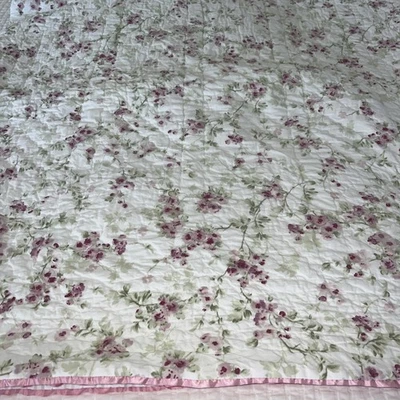 Simply Shabby Chic 全/女王双面被子和 2 张樱花缎 — 第 1/4 张图片