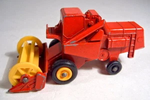 Matchbox 1-75 Regular Wheel 65C Combine Harvester / Mähdrescher - Bild 1 von 1