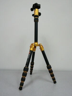 MeFOTO A0350Q0Y BackPacker Travel Tripod (Yellow) Max Load 8.8 lb / 4 kg - Image 1 of 4