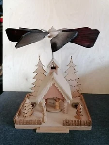 Weihnachten Erzgebirge, schöne Pyramide mit Engeln - Bild 1 von 8