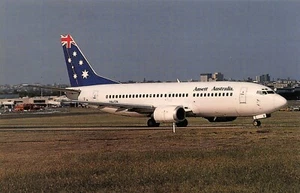 VH-ANE of Ansett Australia Boeing 727-277 Melbourne Tullamarine Vtg Postcard - Picture 1 of 2