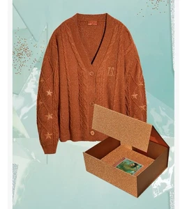 BRANDNEU Taylor Swift "The Life of a Showgirl" Strickjacke + CD Box Set Größe M/L - Bild 1 von 1
