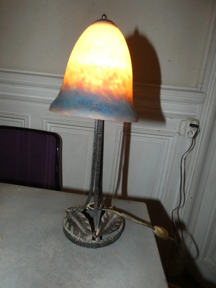 Lampe en pate de verre signée Muller frères Lunéville tulipe  dec5 - Photo 1/4