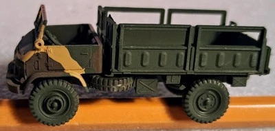 Roco 1/87 Unimog Army Military Cargo Truck in Camo - Lot 222 - Image 1 of 4