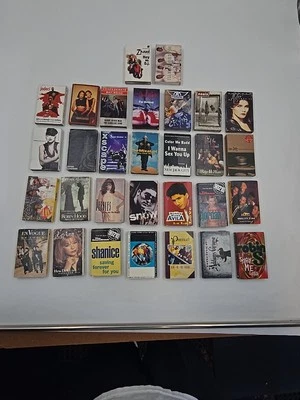 30 Casette singles Rap Rock And Hip Hop Madonna SirMixalot EnVogue Jodeci Oasis  Foto 1 de 4