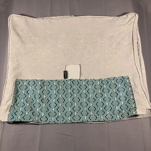 Funda Almohada Lovesac Patrón Geométrico Gris Azul Grande 33x27 Terciopelo de Repuesto - Imagen 1 de 23