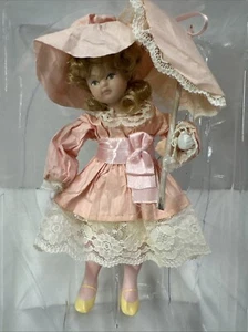 Kurt Adler Jocelyn Mostrom Victoriano 5" Muñeca Niña Rosa Paraguas KSA NUEVO - Imagen 1 de 6