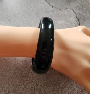 Fun Vintage 80's Asymmetrical Chunky Black Lucite Bangle Bracelet - Picture 1 of 10