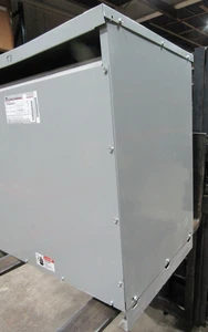 😏 GE GENERAL ELECTRIC 45 kVA TRANSFORMER 480 HVAC 208/120 LVAC 3∅ 9T23Q3473G13 - Picture 1 of 9