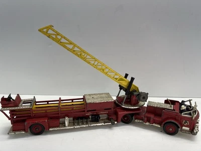 Vintage Corgi Major American LaFrance Aerial Rescue Truck & Tractor RED WHEELS - Image 1 of 4