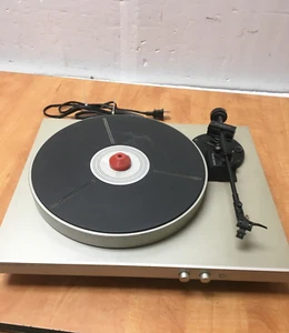 Harmon/Kardon T35 Turntable Record Player Works but Selling AS-IS - Picture 1 of 8