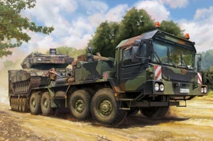 Trumpeter 07196 SLT-56 TRACTOR WITH 56T SEMI TRAILER 1:72 Kit di modellismo - Foto 1 di 9