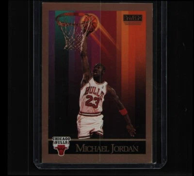 Tarjeta de baloncesto Michael Jordan 1990 Skybox #41 Foto 1 de 4