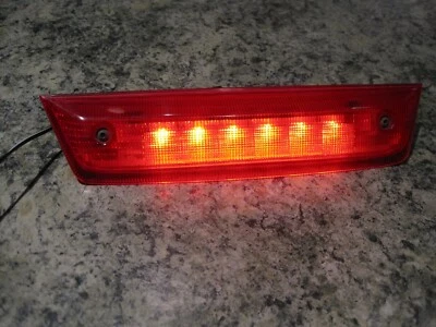 Tercera luz de freno OEM Dodge Journey 2009 2010 2011 2012 2013 2014 Foto 1 de 4