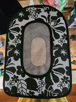 Jaula transportadora de viaje Happy Beaks Bird de A&E Cage Company 14,5" X 10,5" X 7" Foto 1 de 4