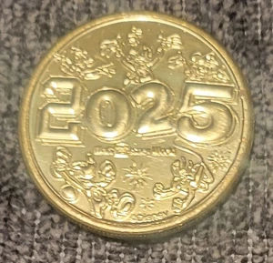 WALT DISNEY WORLD CHIP & DALE SPAZIERGANG IM PARK SCHLOSS 2025 MEDAILLON MÜNZE - Bild 1 von 4