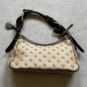 Bolso de Mano Dooney Bourke De Colección Diseñador Y2K Lujo Cuero Lona Monograma Cartera - Imagen 1 de 12