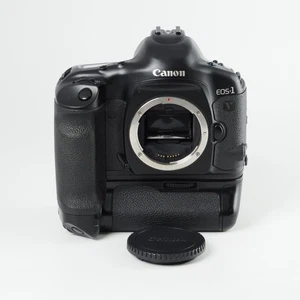 Canon EOS-1V HS SLR Film Camera Black Body Film Count 120 [Near Mint] #13622 - Picture 1 of 12
