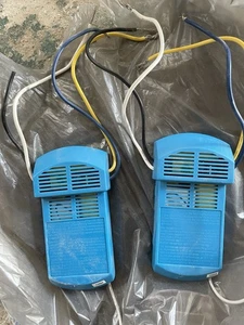 2x Hunter OEM Ceiling Fan Remote Blue Receiver Intertek 3177973 K243109000 - Picture 1 of 3