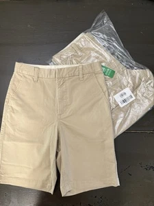 Lot Of 2 NWT Gap Khaki Uniform School Shorts Boys Size 18 Slim Flat Front NEW - Picture 1 of 4