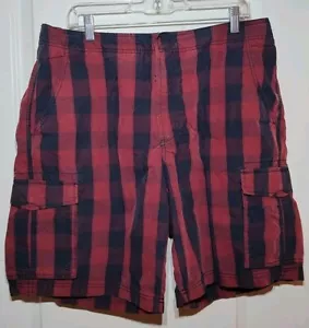 L.L. Bean Men's 38 Plaid Cargo Swim Trunks Red And Black With 6 Pockets - Picture 1 of 8