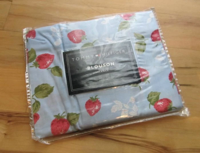 Cortina de janela TOMMY Hilfiger ~Novo ~ VINTAGE Y2K 2000 MORANGO NATALIE Valance - Imagem 1 de 1