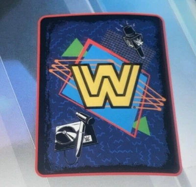 Manta WWE 80’s 90’s Throwback Throw 46X60 World Wrestling Entertainment Foto 1 de 3