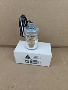 DELTA LA602 LIGHTNING ARRESTORS NEW  - Picture 1 of 3