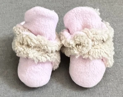 NUEVO Botines Zutano Snap Fleece Bebé Niñas 3 Meses Rosa Beige Stay-On Foto 1 de 4