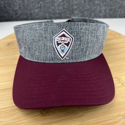 Gorra con visera Colorado Rapids con tirantes ajustable Adidas gris logotipo bordado Foto 1 de 4