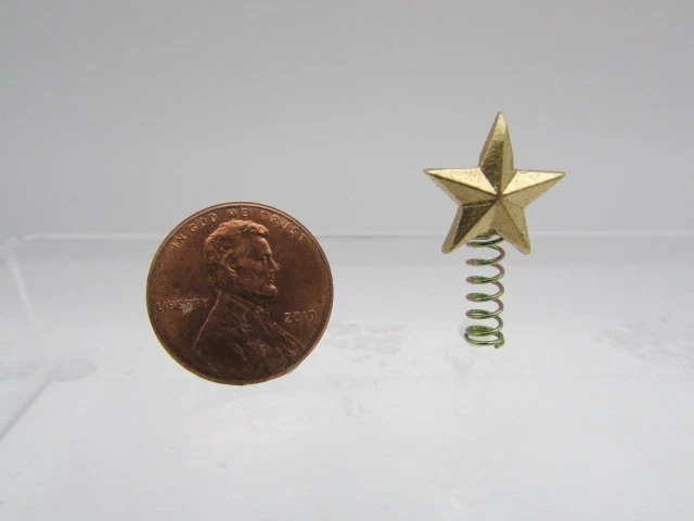 AZTEC Dollhouse Miniature Christmas Star Tree Topper in Gold B0237