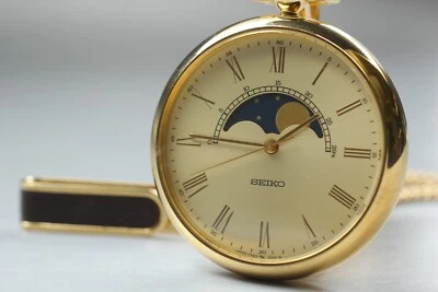 New Batt "N MINT" Vintage Seiko Moon Phase 7424-0010 Pocket Watch Gold Qz JAPAN - Image 1 of 4