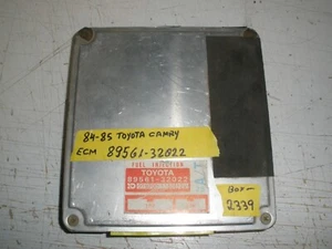 84-85 TOYOTA CAMRY ECM 89561-32022 *See description*( BOX-2339) - Foto 1 di 2
