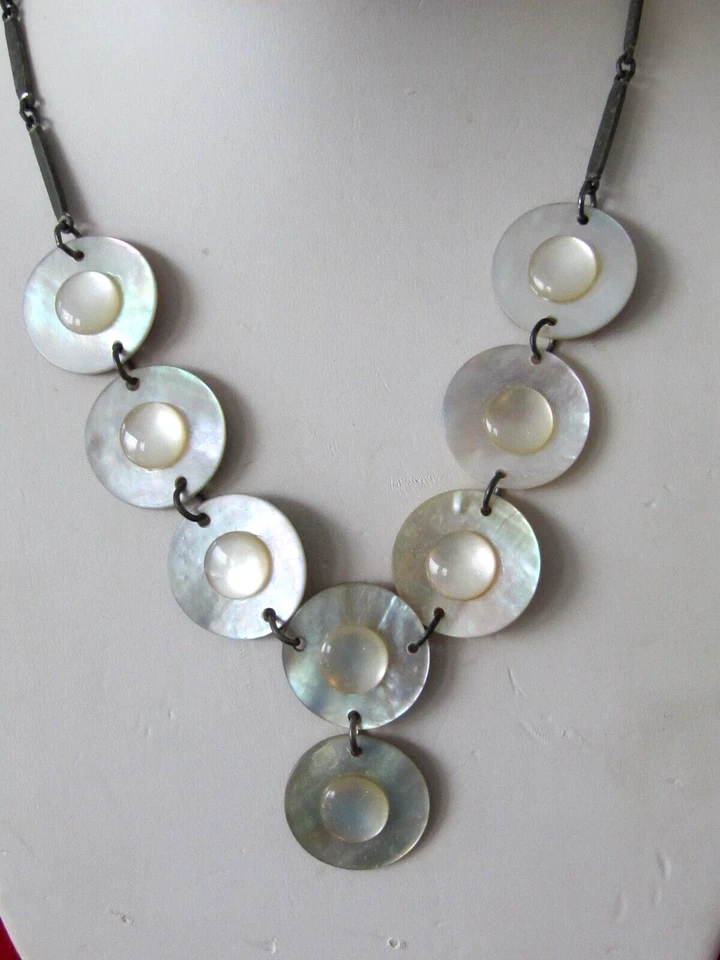 Collar MOP Modernista Firmado Quebec SYLVIE GERMAIN Canadá Foto 1 de 4