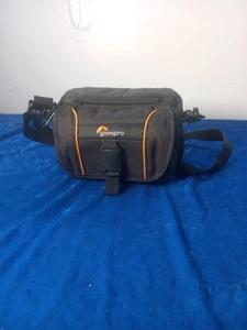 Lowepro Adventura SH110 H Camera/Camcorder Shoulder Bag - Picture 1 of 7