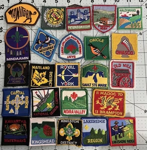 LOTE PARCHES GRUPO DISTRITO SCOUTS CANADÁ CONSEJO INTERNACIONAL #2 BOY SCOUTS - Imagen 1 de 1
