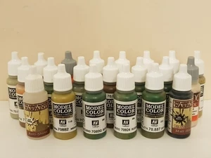 Bundle 21 x War Game Character Model War Paints - AV Vallejo & Army Painter - Picture 1 of 7