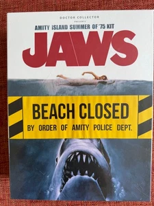 JAWS AMITY ISLAND SUMMER OF '75 KIT - GIFT BOX - DOCTOR COLLECTOR - NEW SEALED - Picture 1 of 5