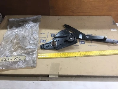 Peugeot 505 sedan saloon estate  nsf left window regulator mechanism 922156 - Image 1 of 4