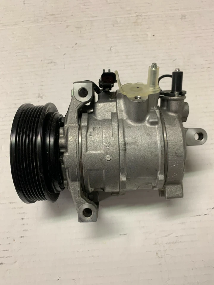 Nuevo compresor OEM Chrysler 10SRE18 55111442AG 6GR Ram 1500-5500 Mopar OEM Foto 1 de 4