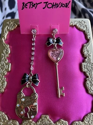 Betsey Johnson Vintage Hey Valentine Glitter Heart Key Lock Mismatch Earrings - Image 1 of 2