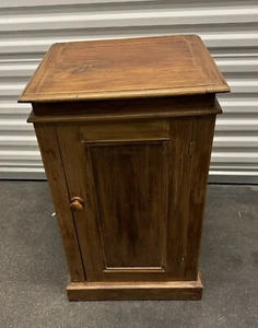 Very Unusual Victorian Bedside Cabinet With Basin Inside - Picture 1 of 8