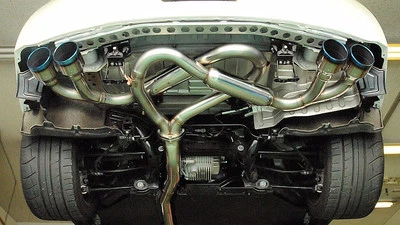 SISTEMA DE ESCAPE SOLDADO HKS LEGAMAX PREMIUM TIG PARA NISSAN GT-R GTR R35 2009-2021 Foto 1 de 4