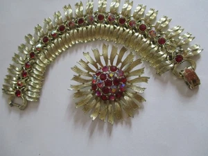 Vintage Lisner 7"Bracelet & Brooch  Gold Tone with Ruby Red Stones - Picture 1 of 14