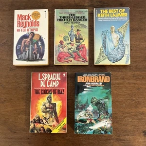 Science Fiction Sci-Fi Paperback Book Lot of 5 - Picture 1 of 11