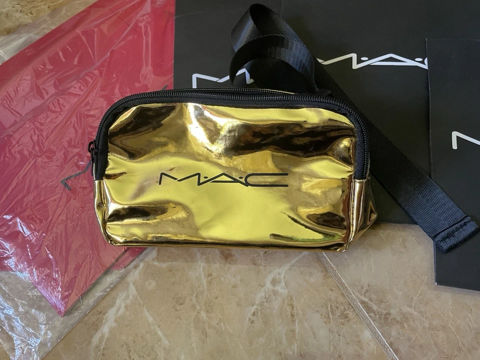 MAC Maquillaje Riñonera Dorada Brillante Desfile de Moda Reflectante + Bolsas de Regalo/ Caja Foto 1 de 4