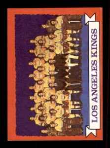 1973-74 Topps #98 Kings Team EX/EX+ Kings 244765
