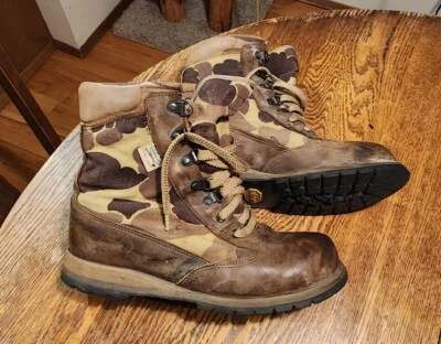 Cabela's Camo Leather Hunting Boots Men's size 9.5 Classic USMC Pattern  - Image 1 of 3